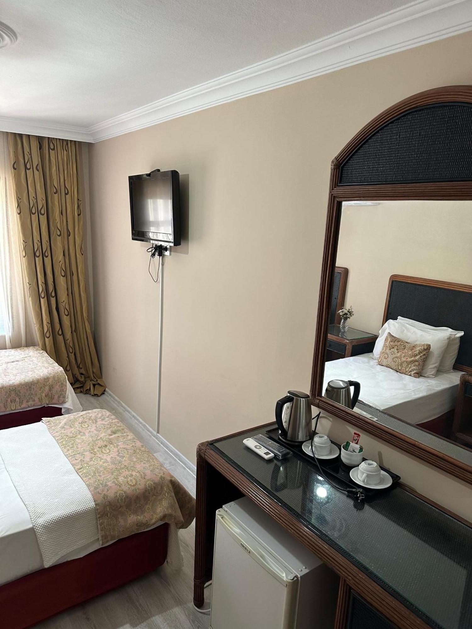Loost Town Inn Hotel Antalya Exterior foto