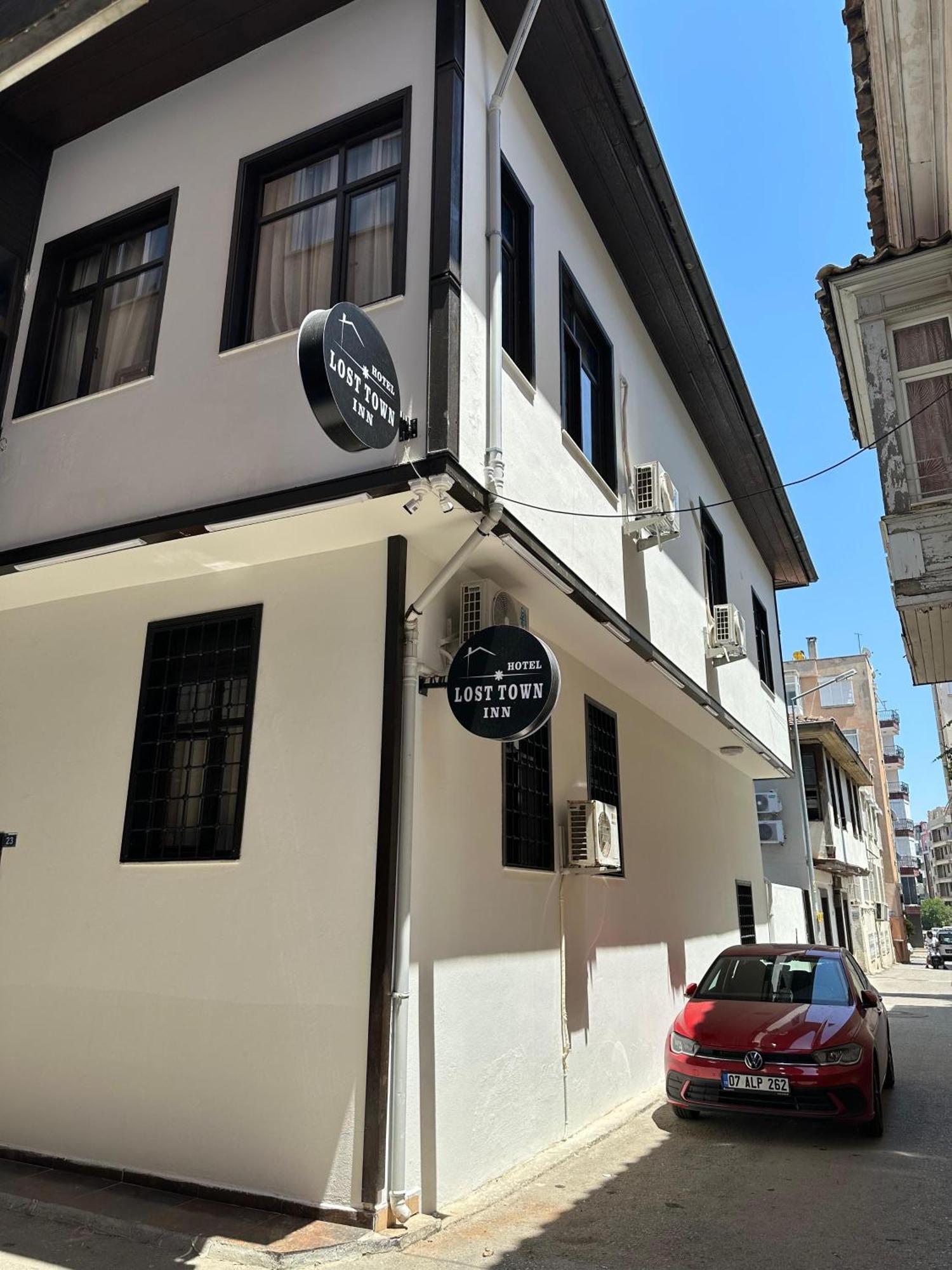 Loost Town Inn Hotel Antalya Exterior foto